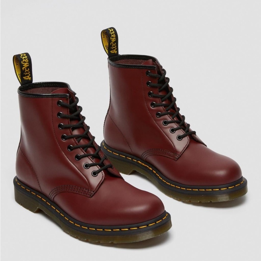 Dr Martens 1460 Smooth Leather Lace UP  Boots In Cherry Red Size7 Chunky vintage